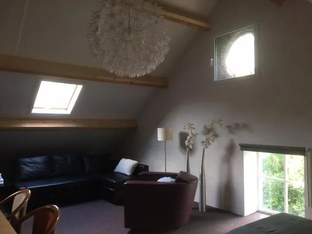 Bij Bedaf ウーデン